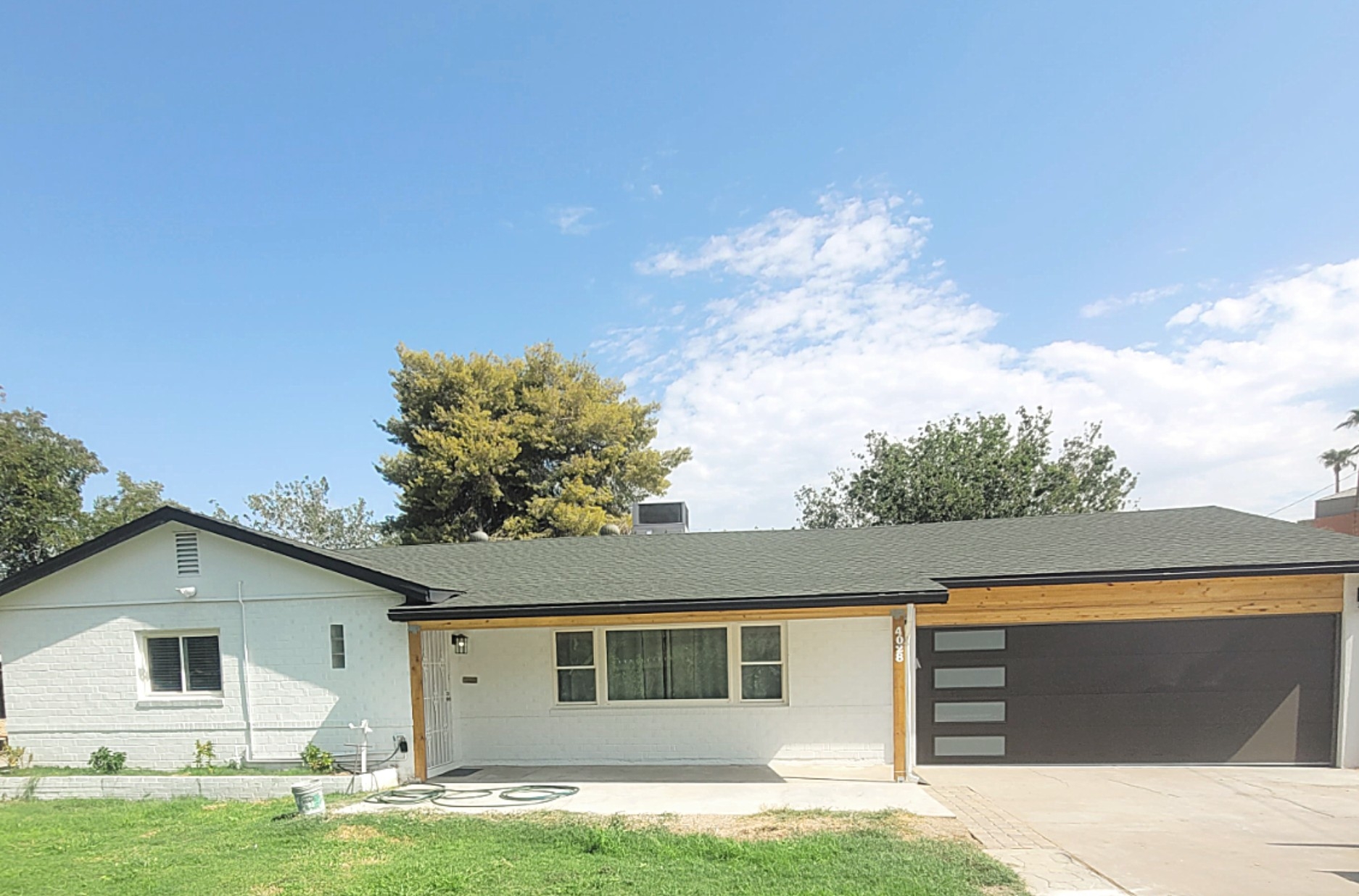 4028 East Edgemont Avenue