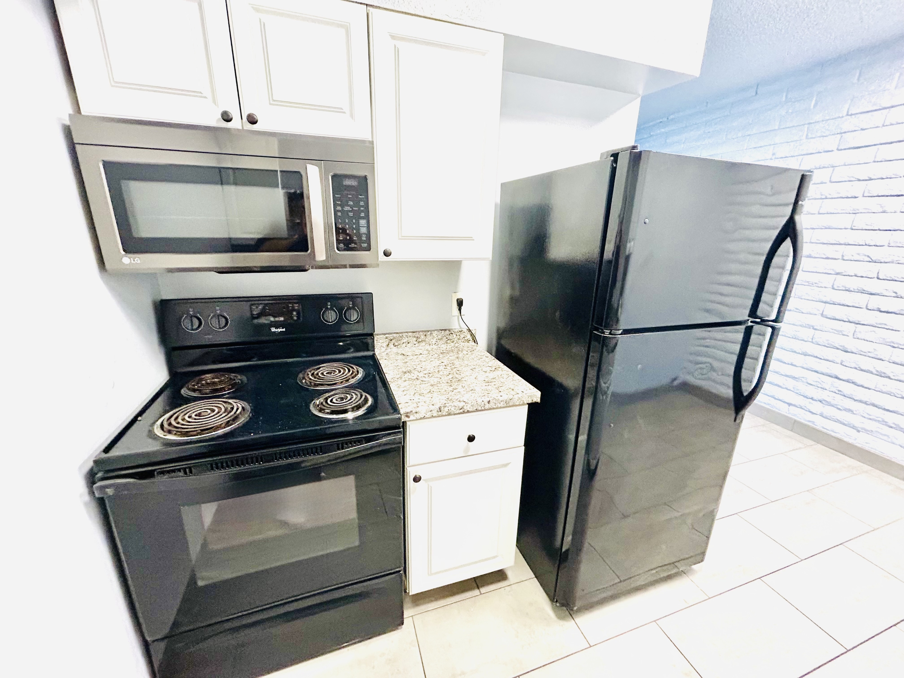 20 West Southern Avenue - A