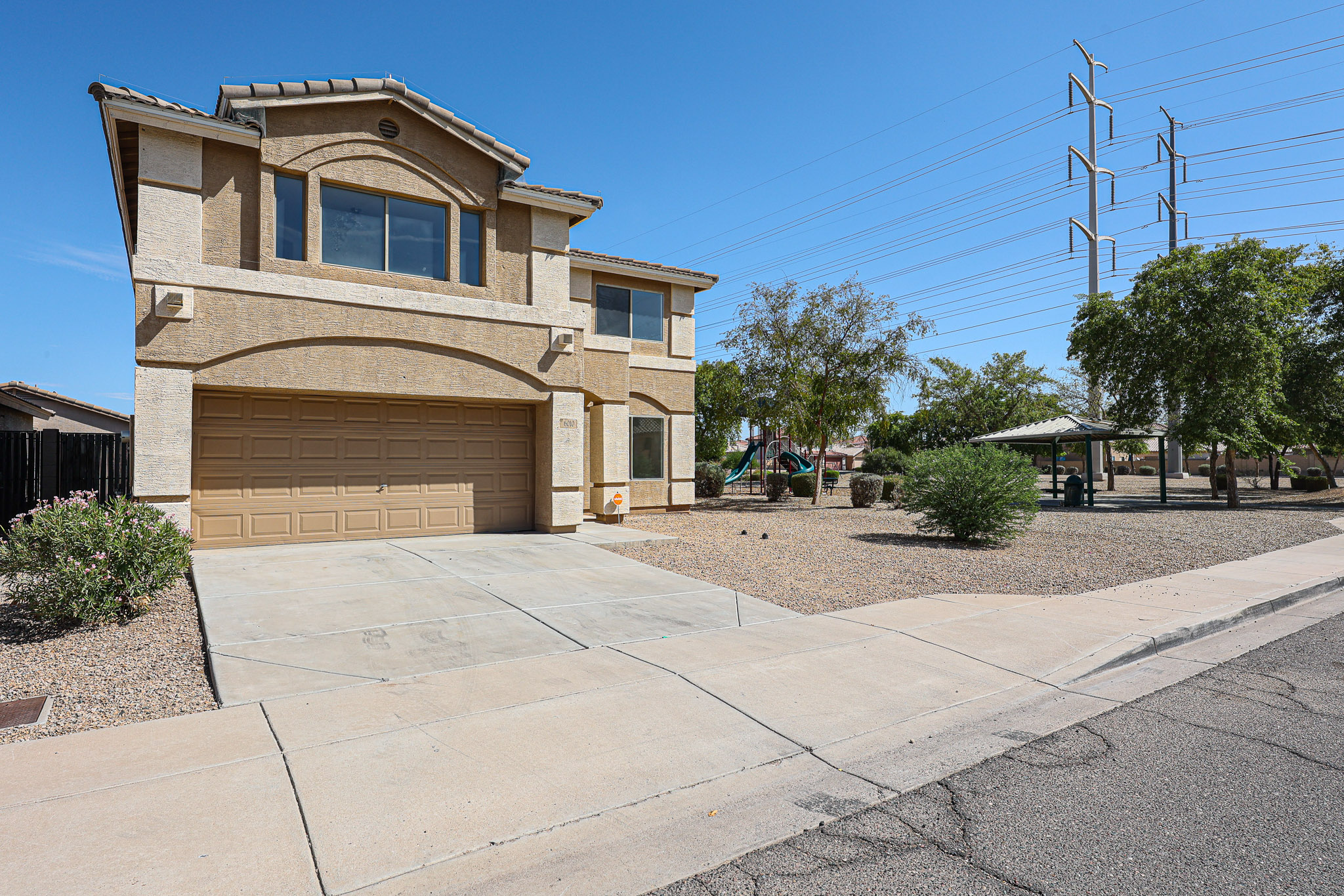 Property thumbnail image