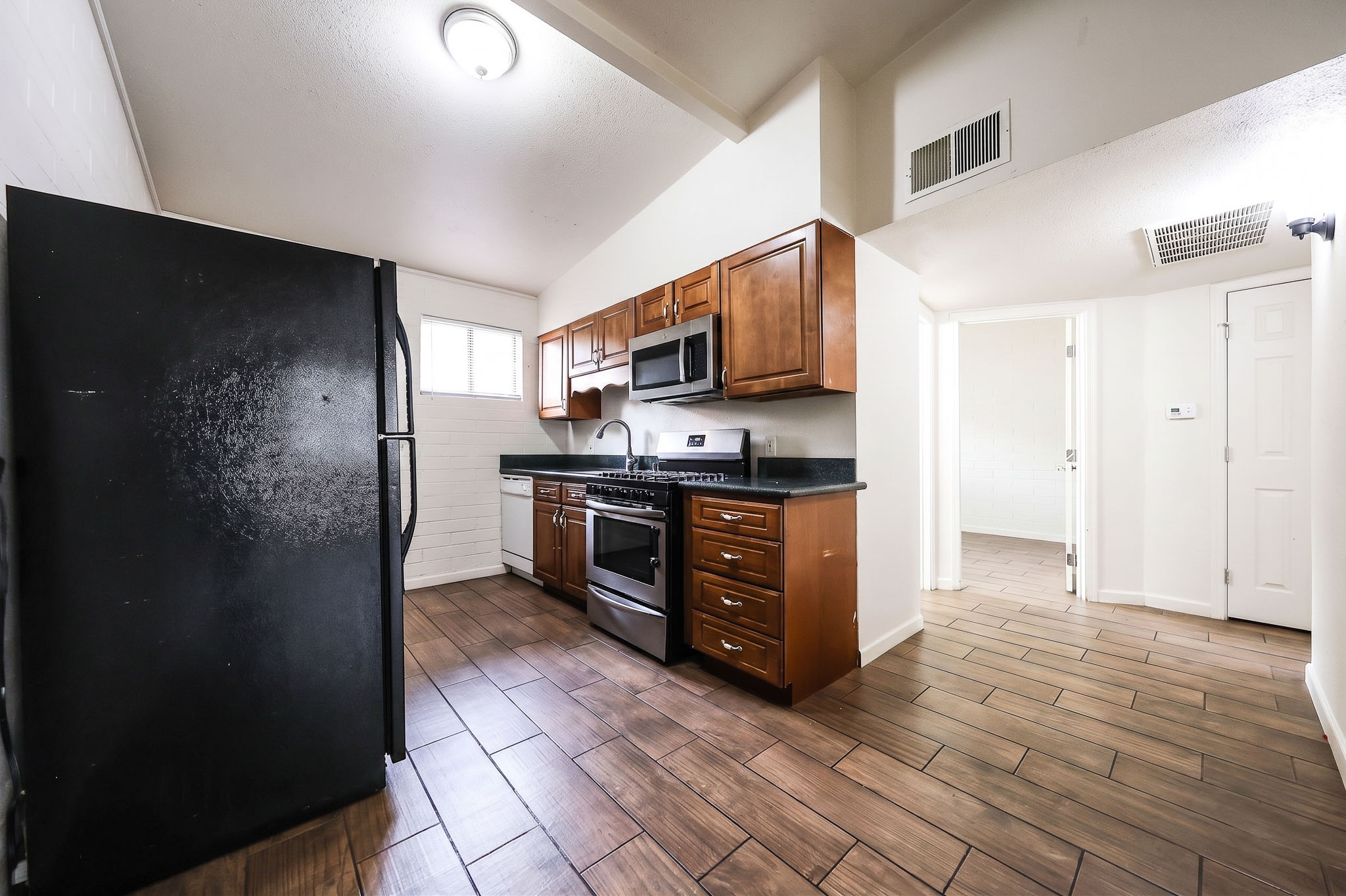 1736 West Sherman Street - B